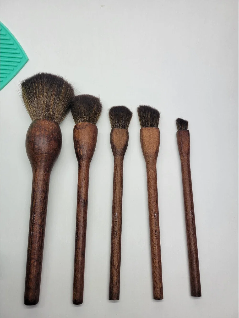 Luxe + Willow 5pc Makeup Brush Set + Macys 3 Pc Brush Cleaning mat & Holder set